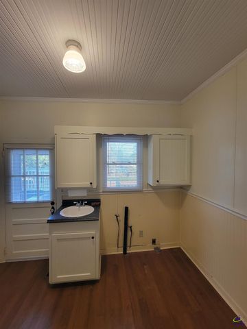 26 Merritt Street, Hawkinsville, GA 31036