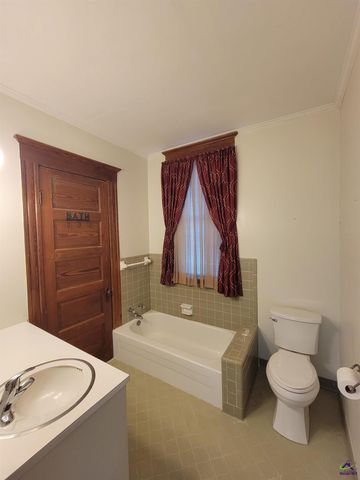 26 Merritt Street, Hawkinsville, GA 31036