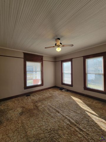 26 Merritt Street, Hawkinsville, GA 31036