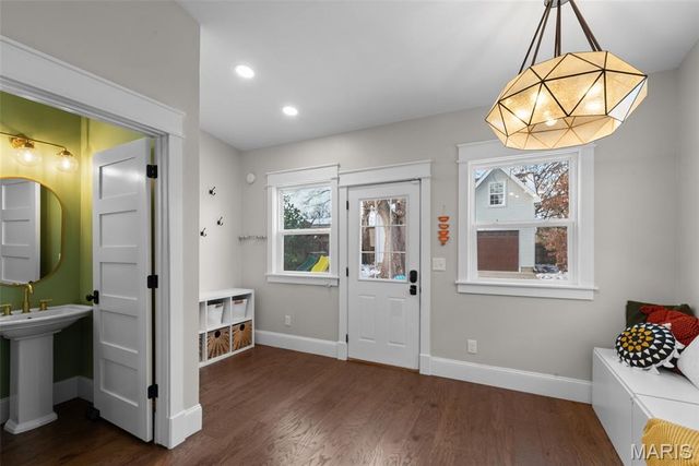 3149 Cherry Avenue, Maplewood, MO 63143