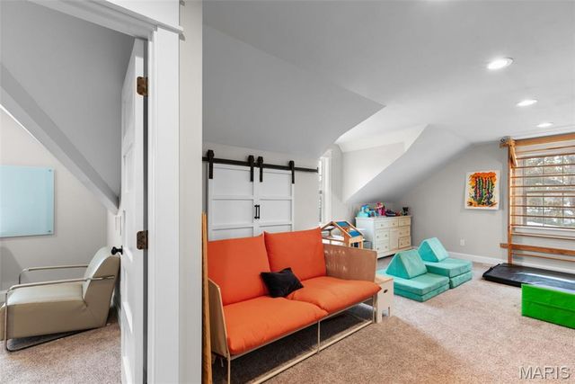 3149 Cherry Avenue, Maplewood, MO 63143