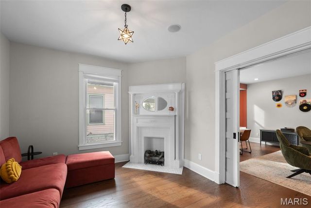 3149 Cherry Avenue, Maplewood, MO 63143