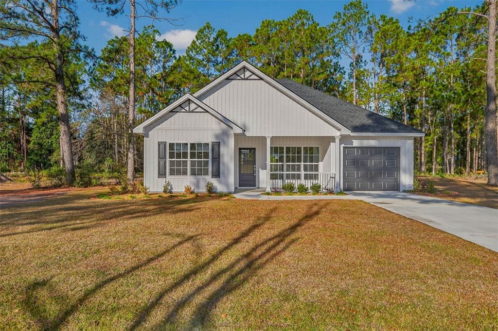 1190 SE Kimberly Lane SE, Darien, GA 31305