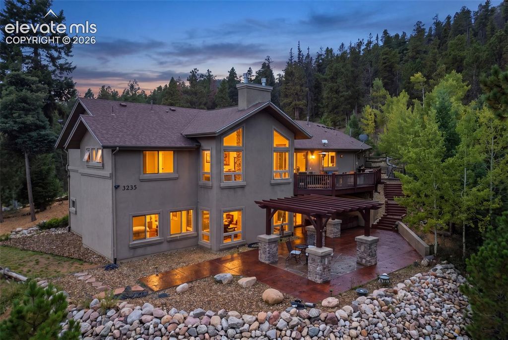 609 Crystola Court, Woodland Park, CO 80863 — photo 2