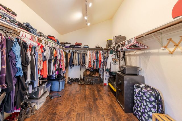 21035 Clairaway Avenue, Bend, OR 97702