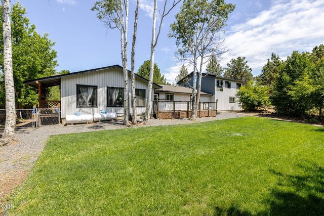 21035 Clairaway Avenue, Bend, OR 97702