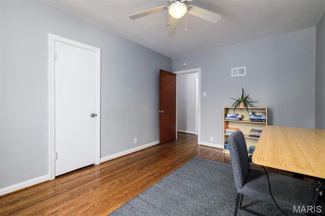 1527 S Rock Hill Road, Webster Groves, MO 63119