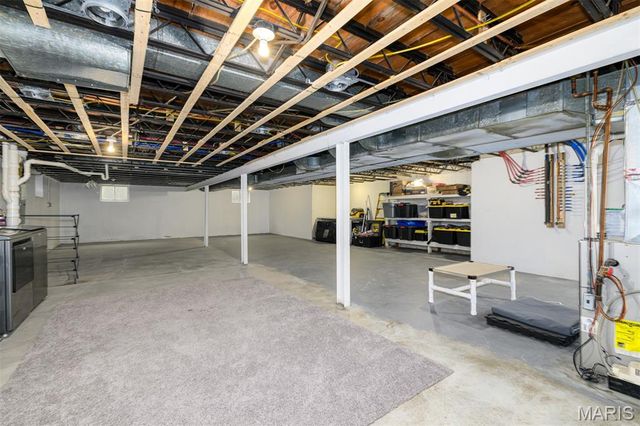 1527 S Rock Hill Road, Webster Groves, MO 63119