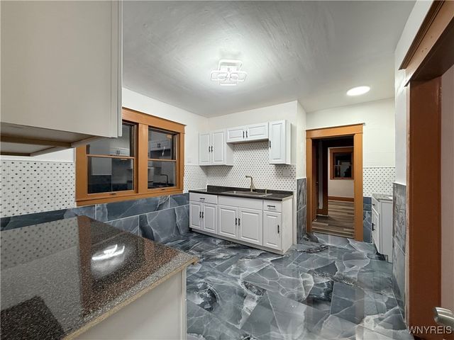 111 Dempster Street, Buffalo, NY 14206