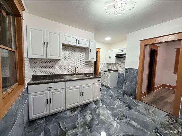 111 Dempster Street, Buffalo, NY 14206