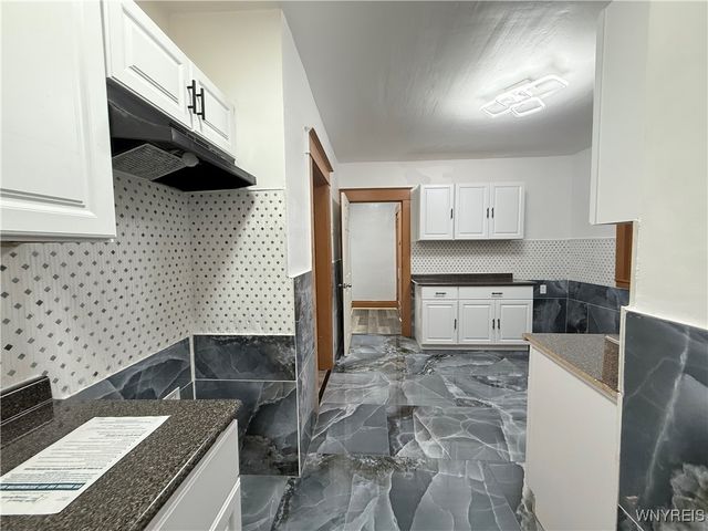 111 Dempster Street, Buffalo, NY 14206