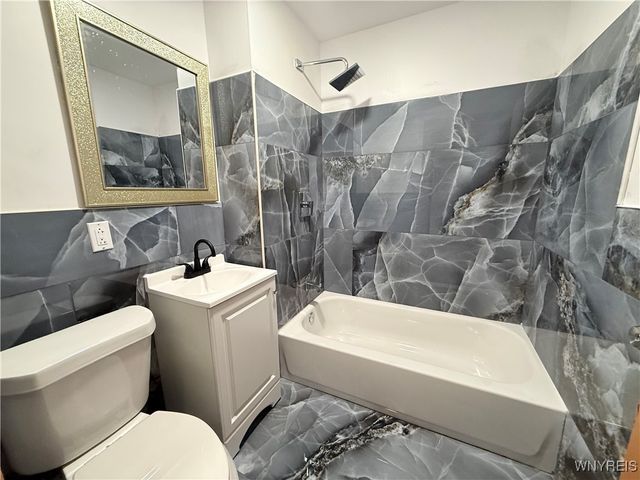 111 Dempster Street, Buffalo, NY 14206