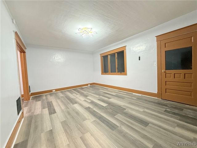 111 Dempster Street, Buffalo, NY 14206