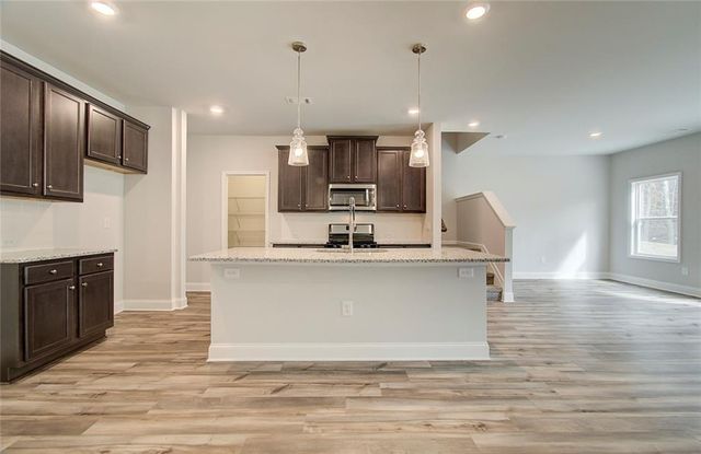 3770 Ivy Cottage Drive, Snellville, GA 30039