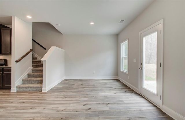 3770 Ivy Cottage Drive, Snellville, GA 30039