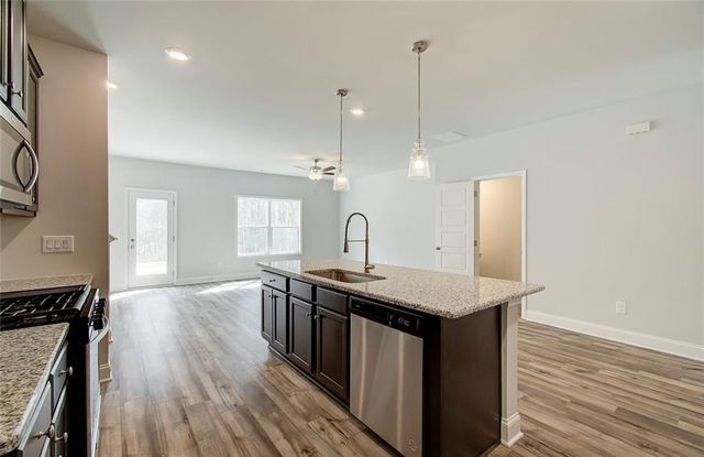 3770 Ivy Cottage Drive, Snellville, GA 30039