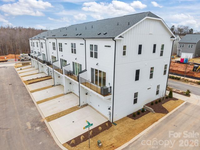 3237 Drift Street, Charlotte, NC 28278