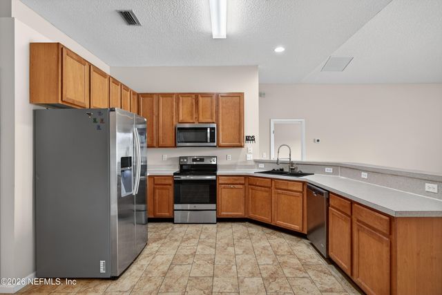 648 W JOHNS CRK Parkway, St. Augustine, FL 32092