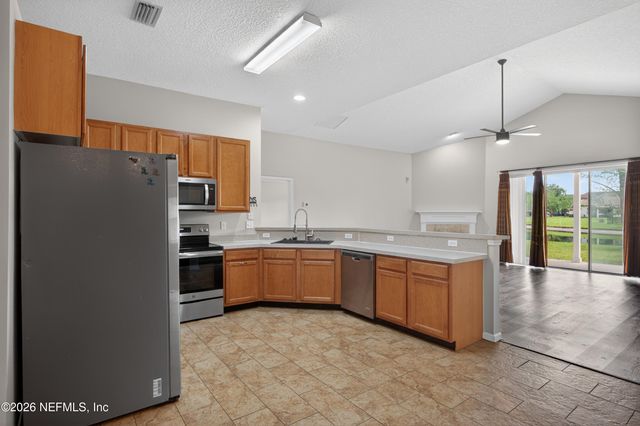 648 W JOHNS CRK Parkway, St. Augustine, FL 32092