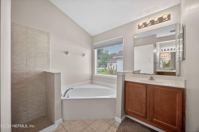 648 W JOHNS CRK Parkway, St. Augustine, FL 32092