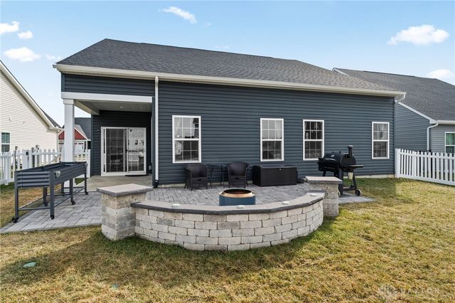 1897 Schmidt Drive, Dayton, OH 45434