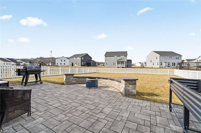 1897 Schmidt Drive, Dayton, OH 45434