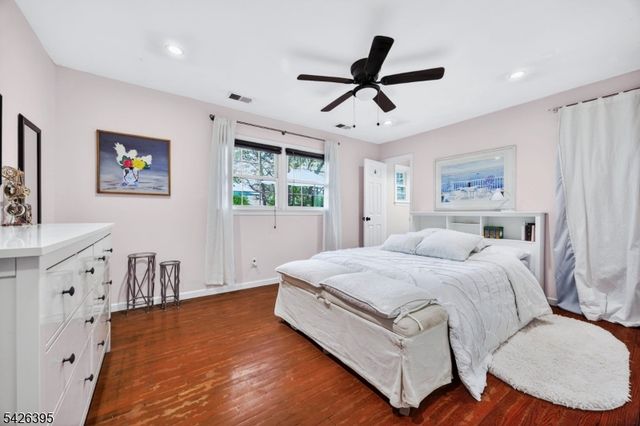 7 Squire Ln, Wayne Twp., NJ 07470