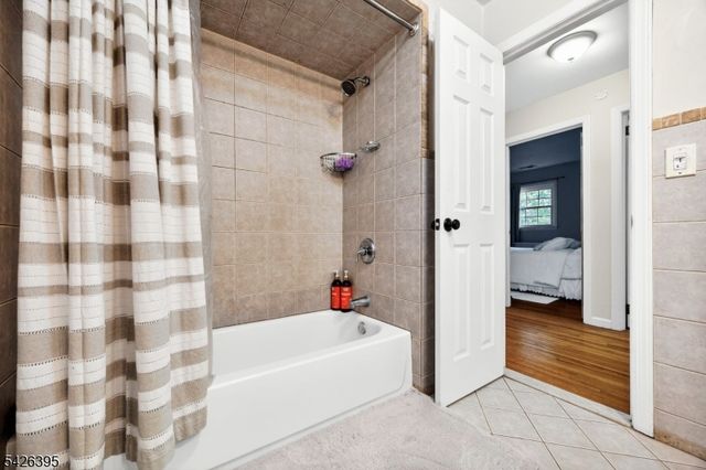 7 Squire Ln, Wayne Twp., NJ 07470