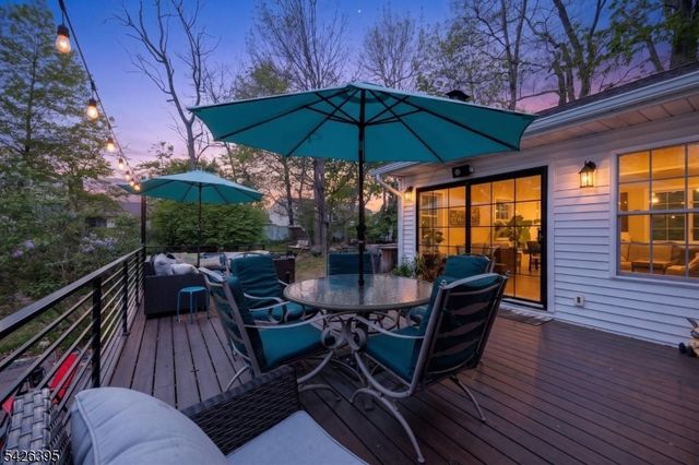 7 Squire Ln, Wayne Twp., NJ 07470