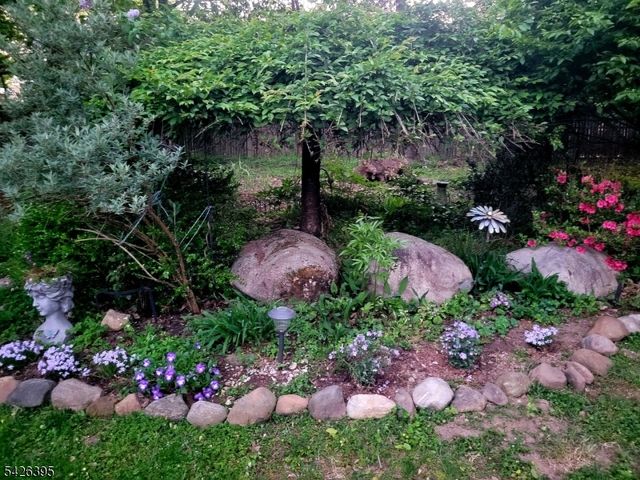 7 Squire Ln, Wayne Twp., NJ 07470