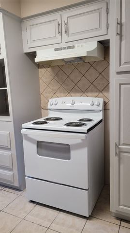 1500 Blackwell Drive, Irving, TX 75061