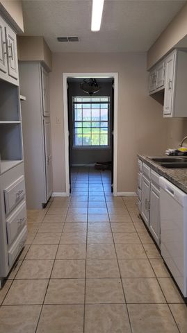 1500 Blackwell Drive, Irving, TX 75061