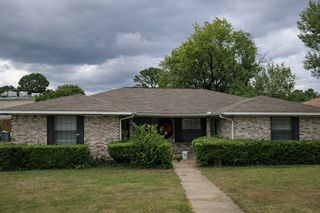 1500 Blackwell Drive, Irving, TX 75061