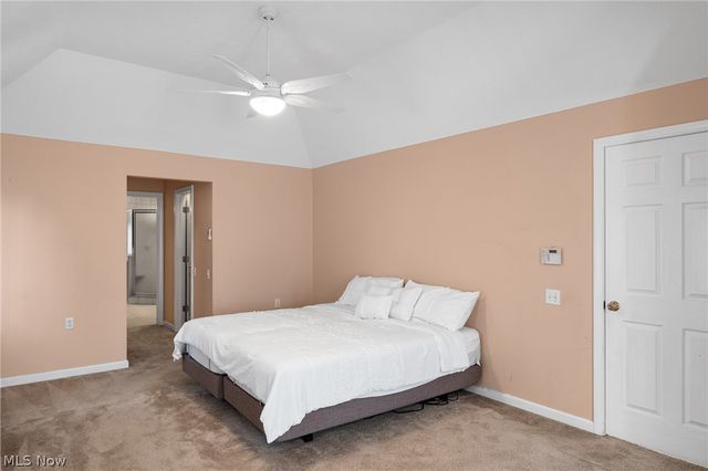477 Cranleigh Court, Richmond Heights, OH 44143