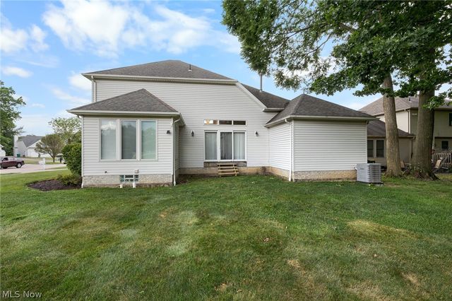 477 Cranleigh Court, Richmond Heights, OH 44143