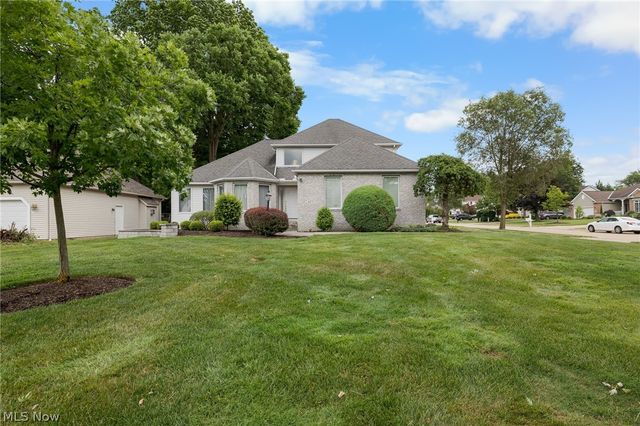 477 Cranleigh Court, Richmond Heights, OH 44143