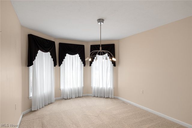 477 Cranleigh Court, Richmond Heights, OH 44143