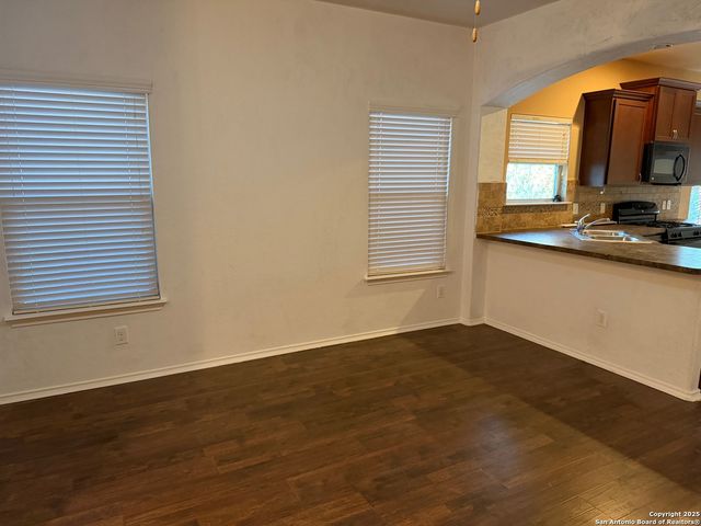 9134 Vondel Park, Converse, TX 78109