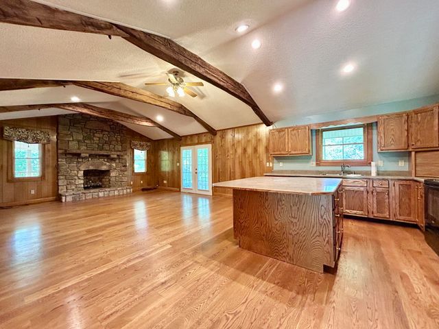 290 Mayfield Hollow Road, Somerset, KY 42501