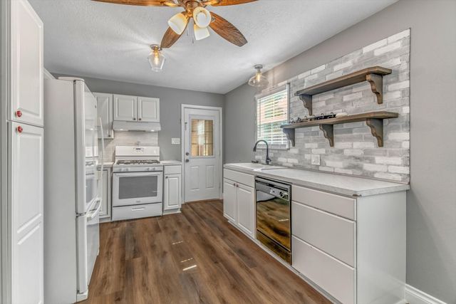 14752 Highway 146 N, Liberty, TX 77575