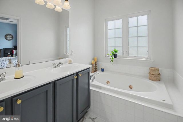 1707 NORTHRIDGE CT, Phoenixville, PA 19460