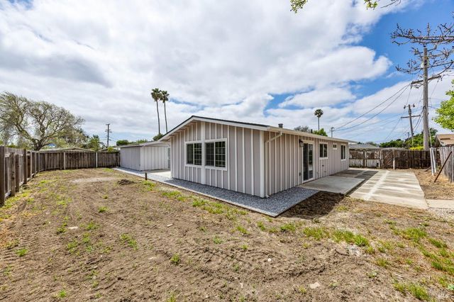 240 Rinaldo Dr, Vallejo, CA 94589