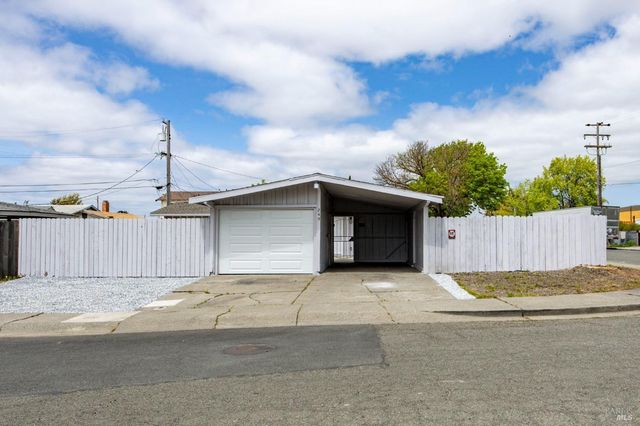 240 Rinaldo Dr, Vallejo, CA 94589