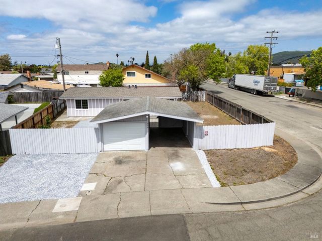 240 Rinaldo Dr, Vallejo, CA 94589