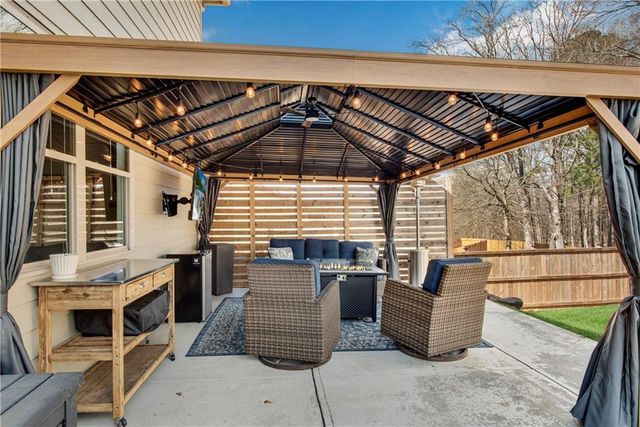 102 Reunion Place, Acworth, GA 30102