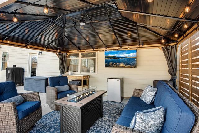 102 Reunion Place, Acworth, GA 30102