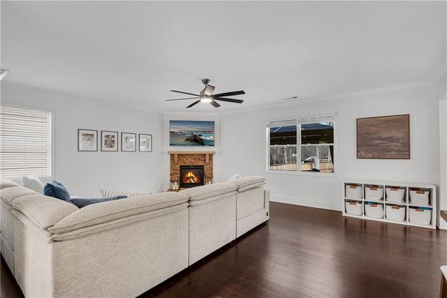 102 Reunion Place, Acworth, GA 30102