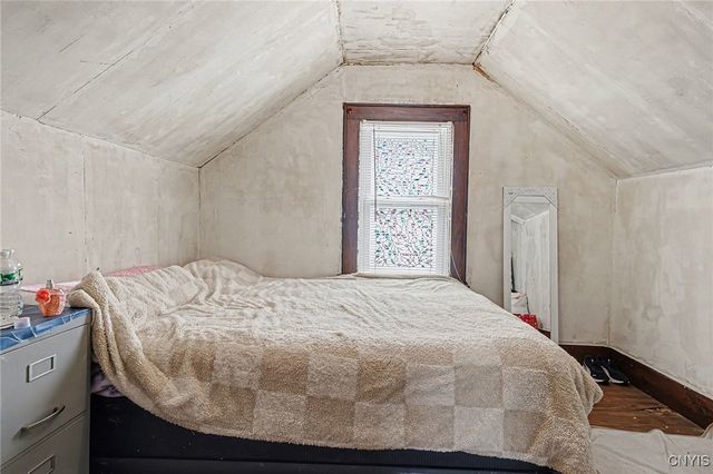 218 Girard Avenue, Syracuse, NY 13207