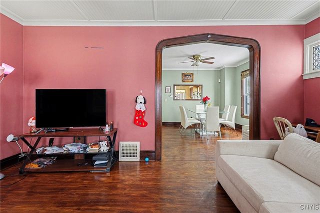 218 Girard Avenue, Syracuse, NY 13207