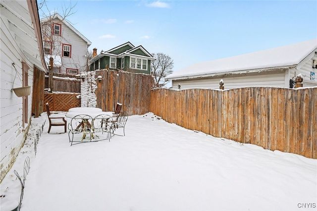 218 Girard Avenue, Syracuse, NY 13207